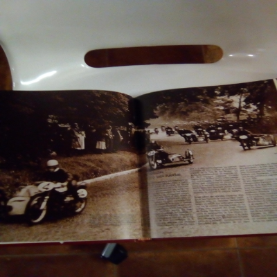 Imagen 2 del libro Enciclopedia de la moto