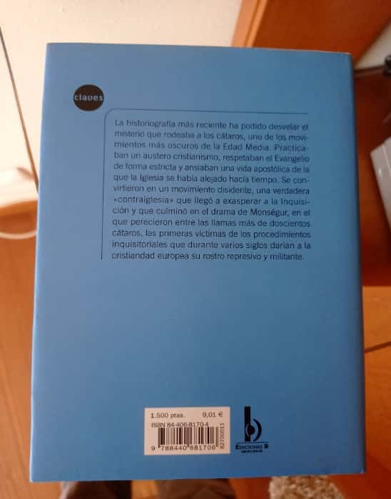 Los Cataros: Una Inmersión Ilustrada en la Historia de la Herejía Medieval