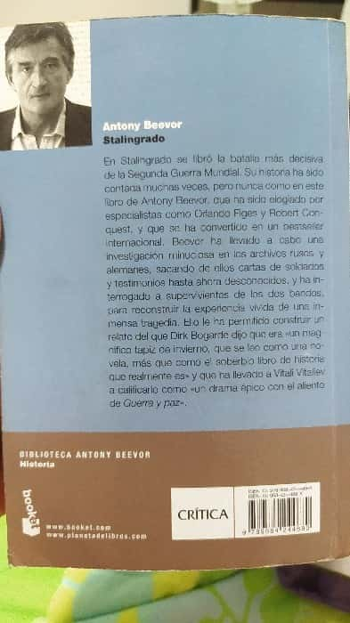 Stalingrado: La Épica Batalla que Cambió el Rumbo de la Historia – Reseña de «Stalingrado» de Antony Beevor