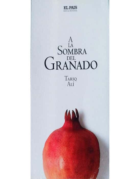 A la sombra del granado