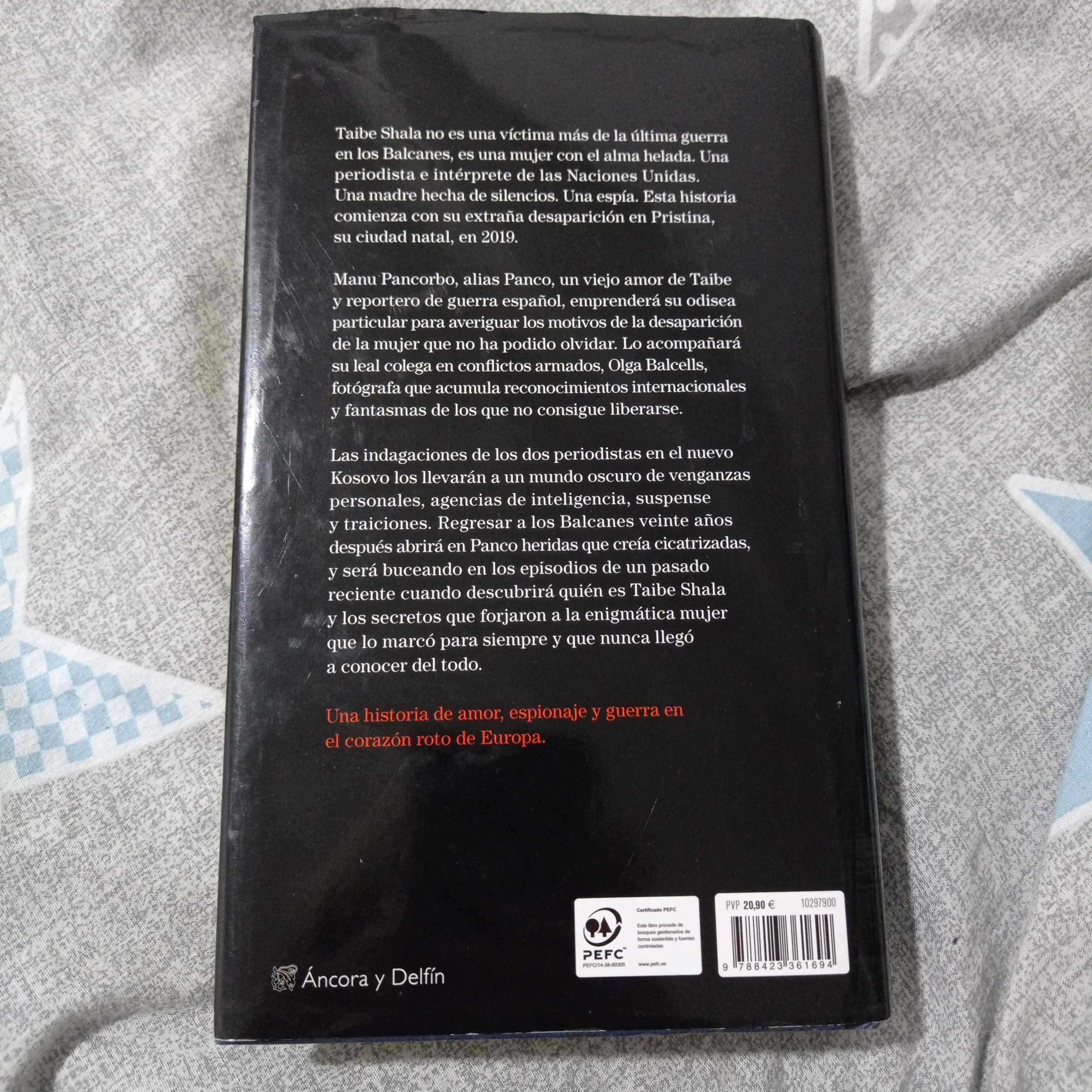 Intriga y Espionaje: La Espía de Cristal de Pere Cervantes