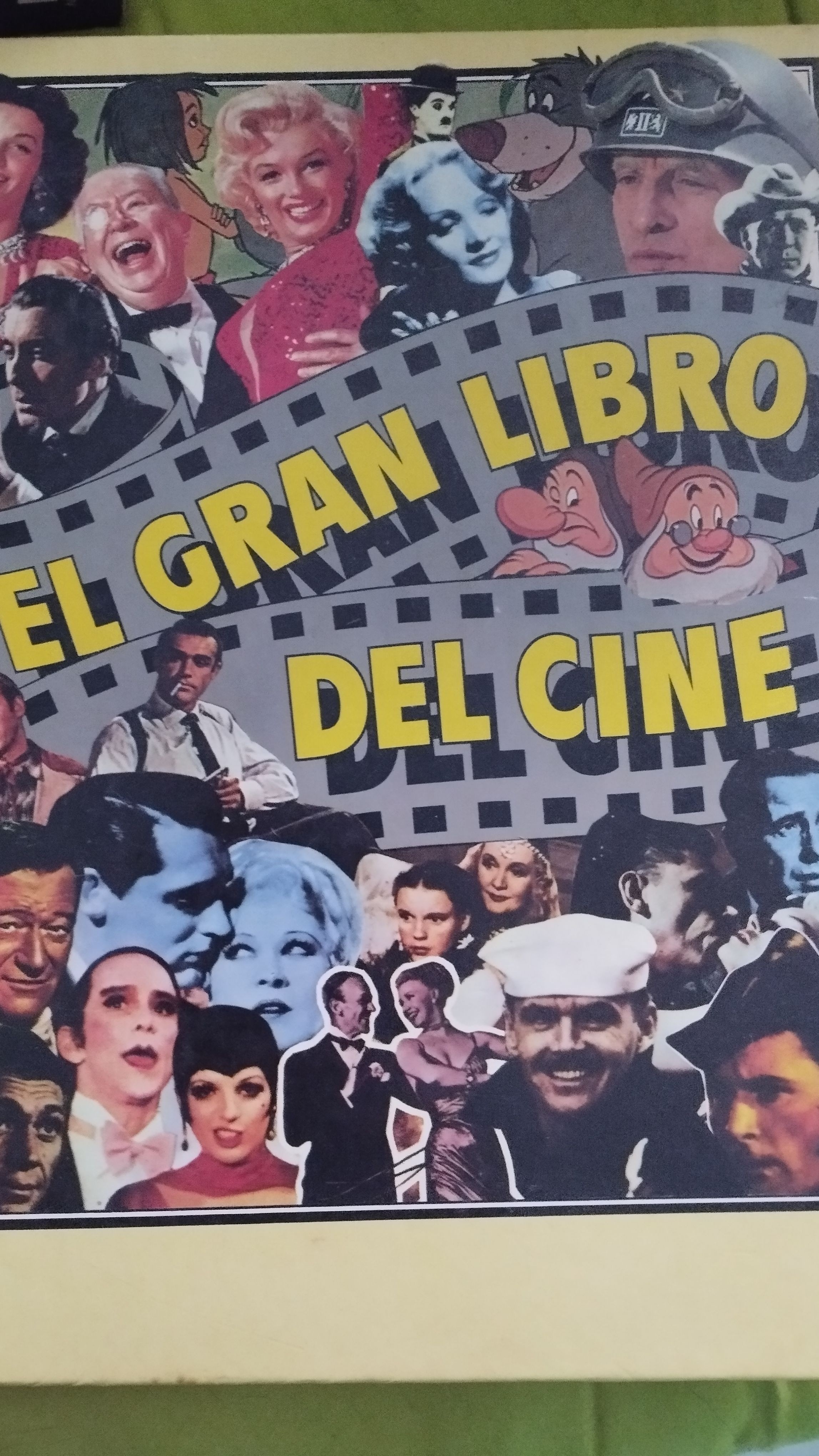 «¡El gran libro para todos los cineastas! ¡No te pierdas este clásico!»