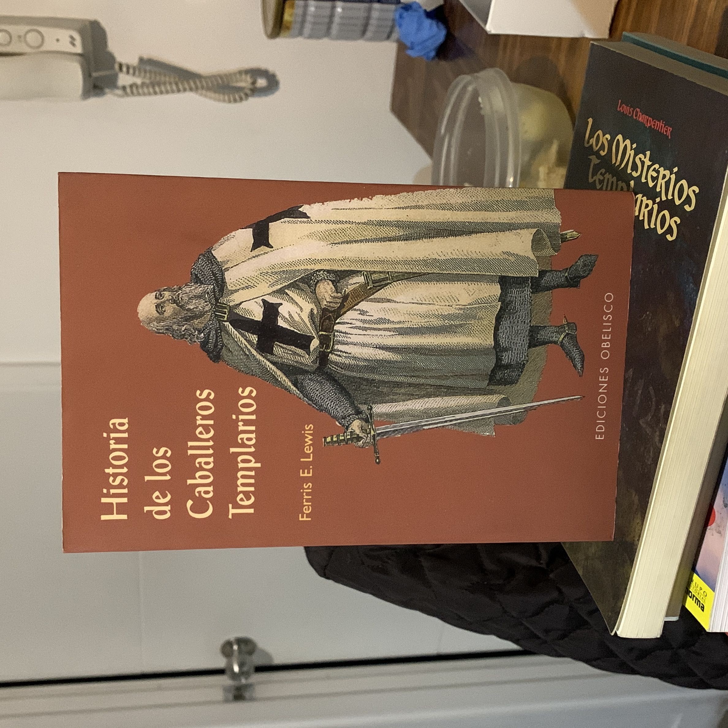 «El Santo Reliquario: La Historia Secreta de los Caballeros Templarios – Un Libro que Desentrañará las Secretos más Profundos del Misterio»