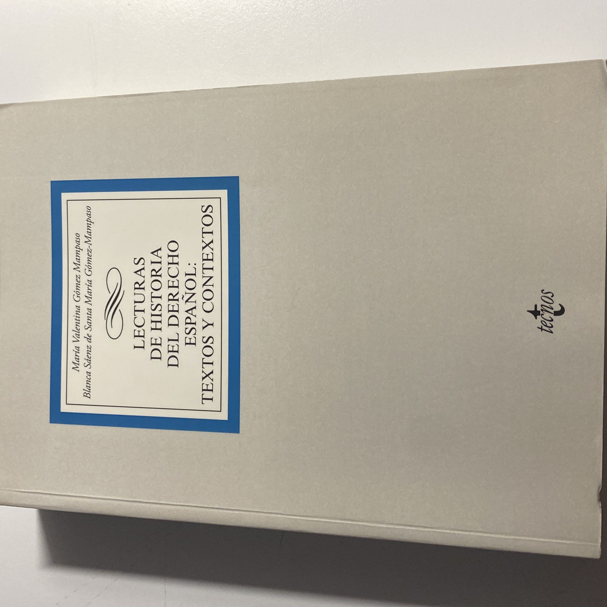 «¿Dónde se esconden las leyes en España?: Un viaje intenso por los libros del derecho español»