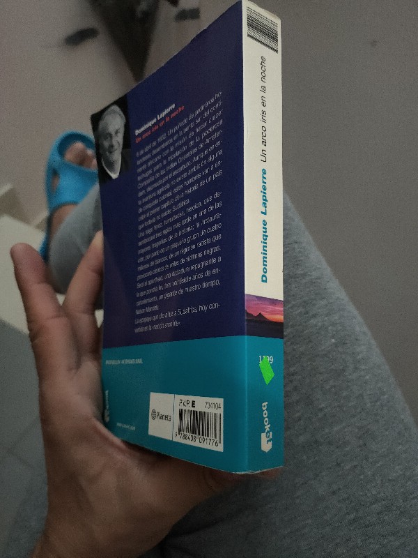Imagen 2 del libro Un arco iris en la noche
