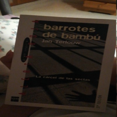 Libro de segunda mano: Barrotes de bambú