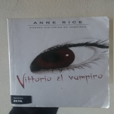 Libro de segunda mano: Vittorio el vampiro