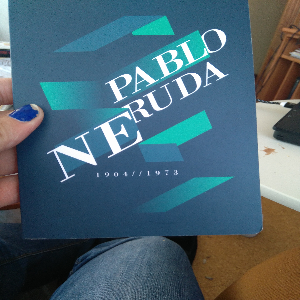 El Legado de Pablo Neruda: Una Mirada Profunda a su Vida y Poesía
