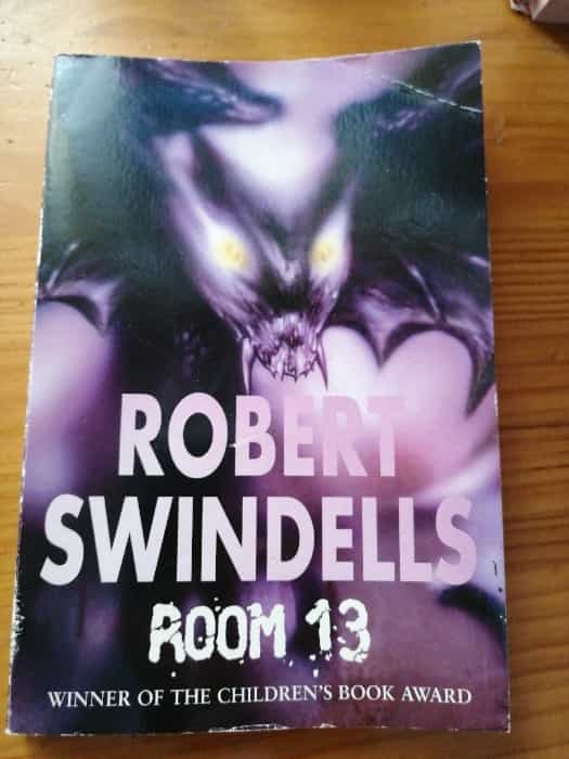 Libro de segunda mano: Room 13