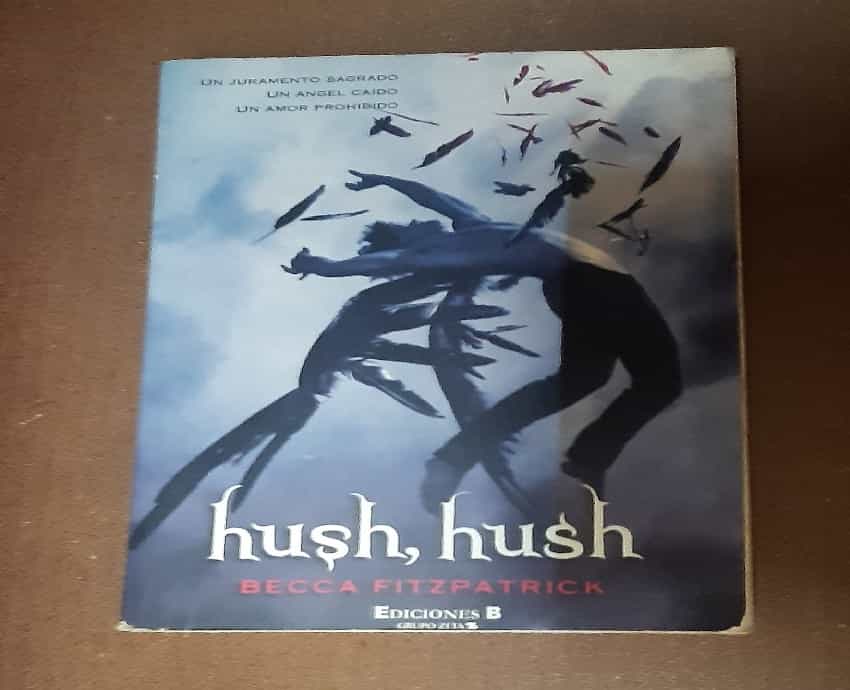 Libro de segunda mano: Tres libros de Hush, Hush 