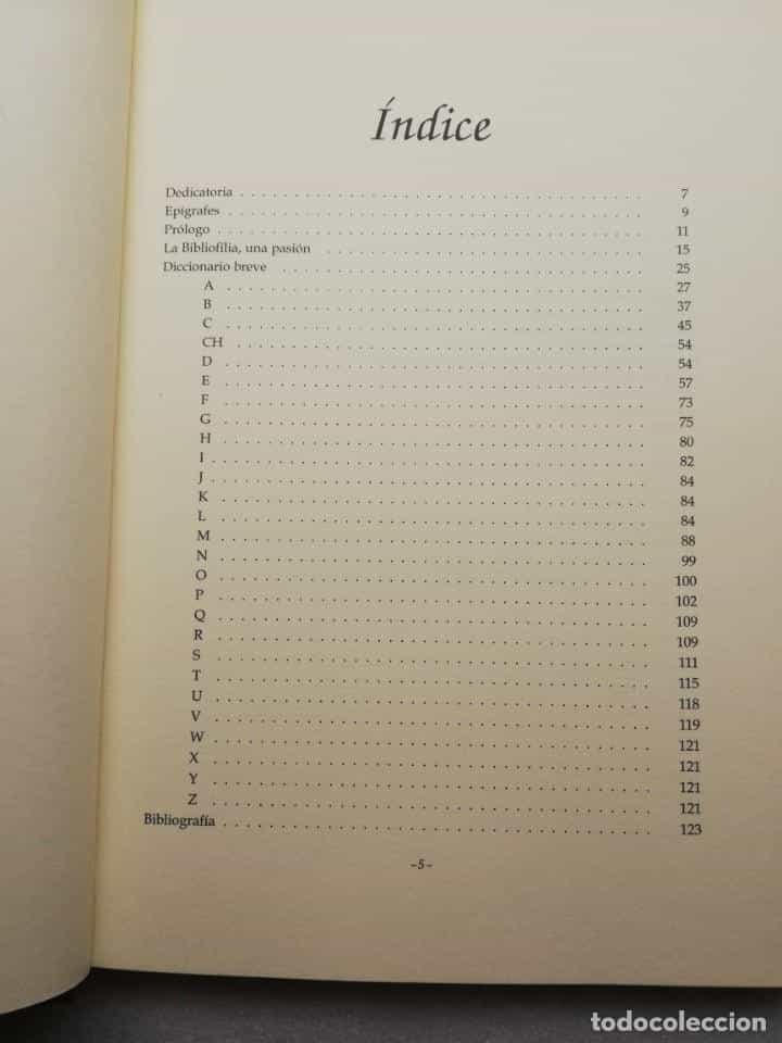 Imagen 3 del libro LA BIBLIOGRAFIA, UNA PASION... PILAR RUIZ DICCIONARIO BREVE