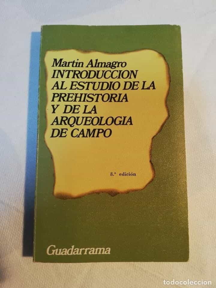 Libro de segunda mano: INTRODUCCIÓN AL ESTUDIO DE LA PREHISTORIA Y DE LA ARQUEOLOGÍA DE CAMPO - MARTÍN ALMAGRO