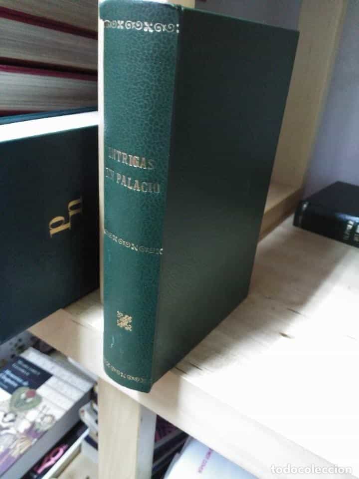 Libro de segunda mano: INTRIGAS EN PALACIO POR R. ORTEGA Y FRÍAS. EDITORIAL TESORO año 1946