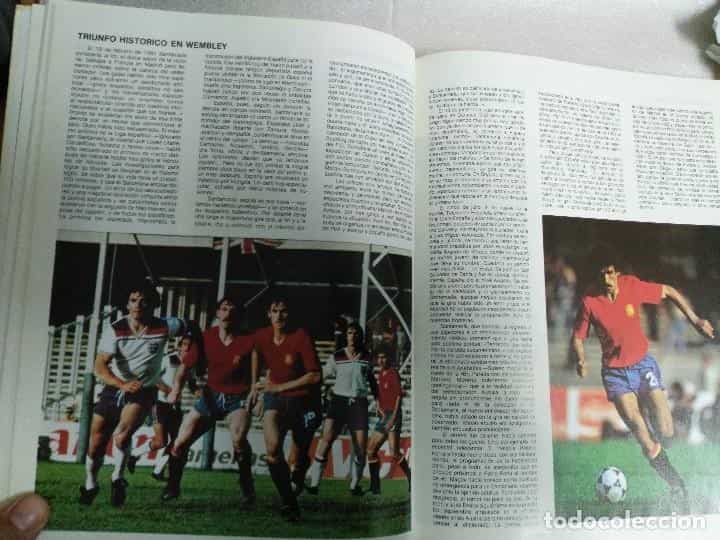 Imagen 2 del libro COPA DEL MUNDO DE FUTBOL ESPAÑA 82. JUAN JOSE CASTILLO-JOSE Mª CASANOVAS. EL LIBRO DEL MUNDIAL 1982