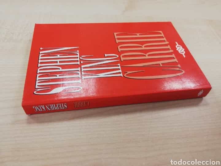 Imagen 2 del libro STEPHEN KING . CARRIE