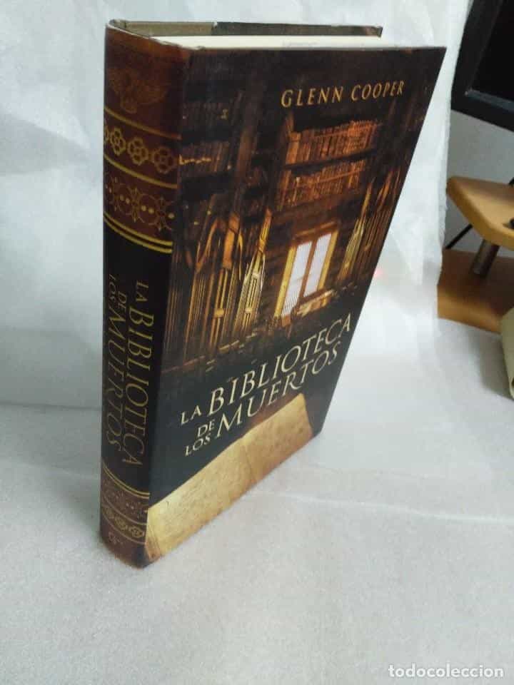 Imagen 2 del libro LA BIBLIOTECA DE LOS MUERTOS GLENN COOPER