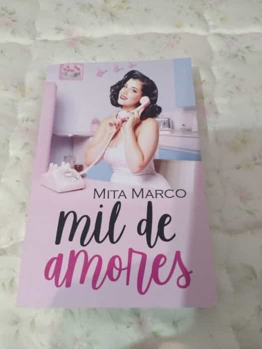 Libro Mil de Amores 9781790959983 por 6€ (Segunda Mano)