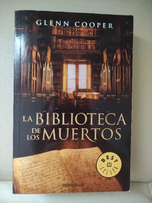 La biblioteca de los muertos