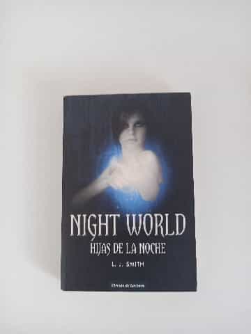 Libro de segunda mano: Night World