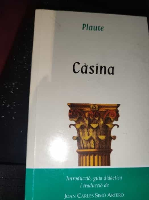 Càsina: Una comedia clásica que te hará reír sin parar.