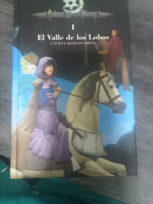 Crónicas de la Torre I: El Valle de los Lobos – Magia y Aventuras