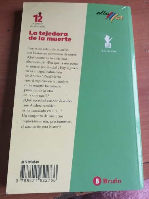 La Tejedora de la Muerte: Un Misterio Sobrenatural Tejido con Intriga y Suspenso.