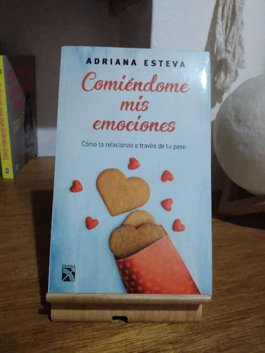 Comiéndome mis emociones: Un viaje de autodescubrimiento y sanación emocional.