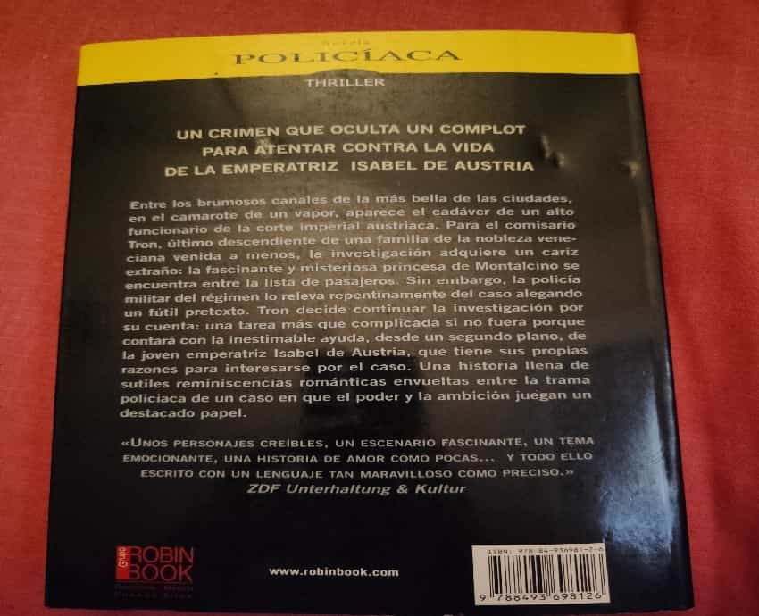 Tras la máscara: Un intrigante viaje al mundo de los secretos