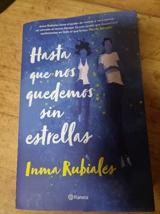 Explorando el infinito en ‘Hasta que nos quedemos sin estrellas’.