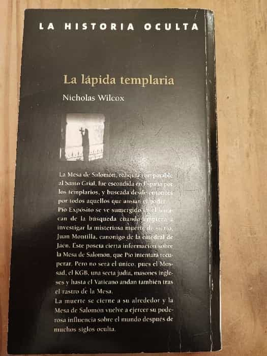 Descubre los misterios templarios en ‘La lápida templaria’ de Nicholas Wilcox.