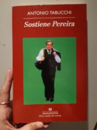 Libro de segunda mano: Sostiene Pereira / Pereira Maintains