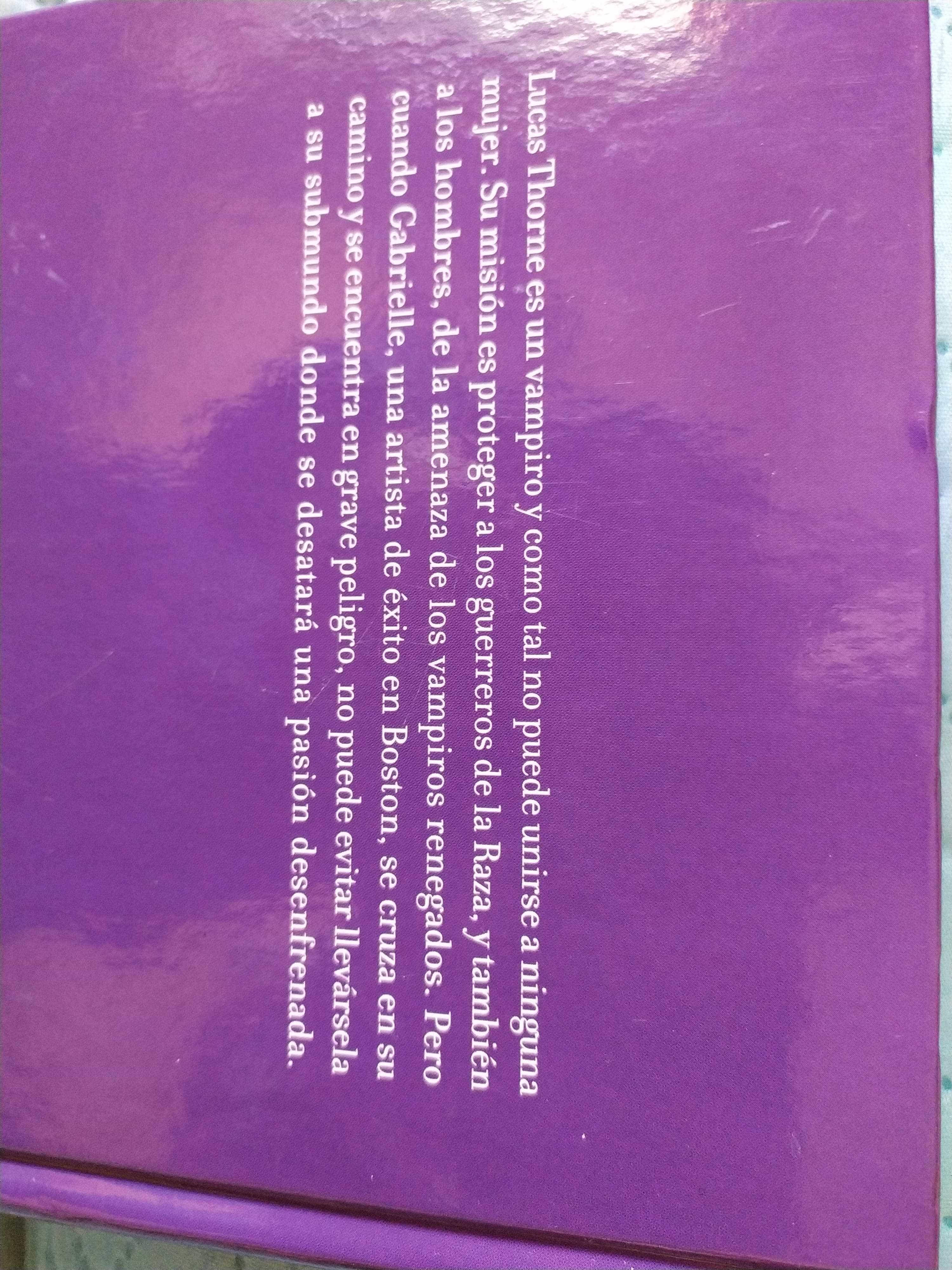 Imagen 2 del libro El beso de medianoche