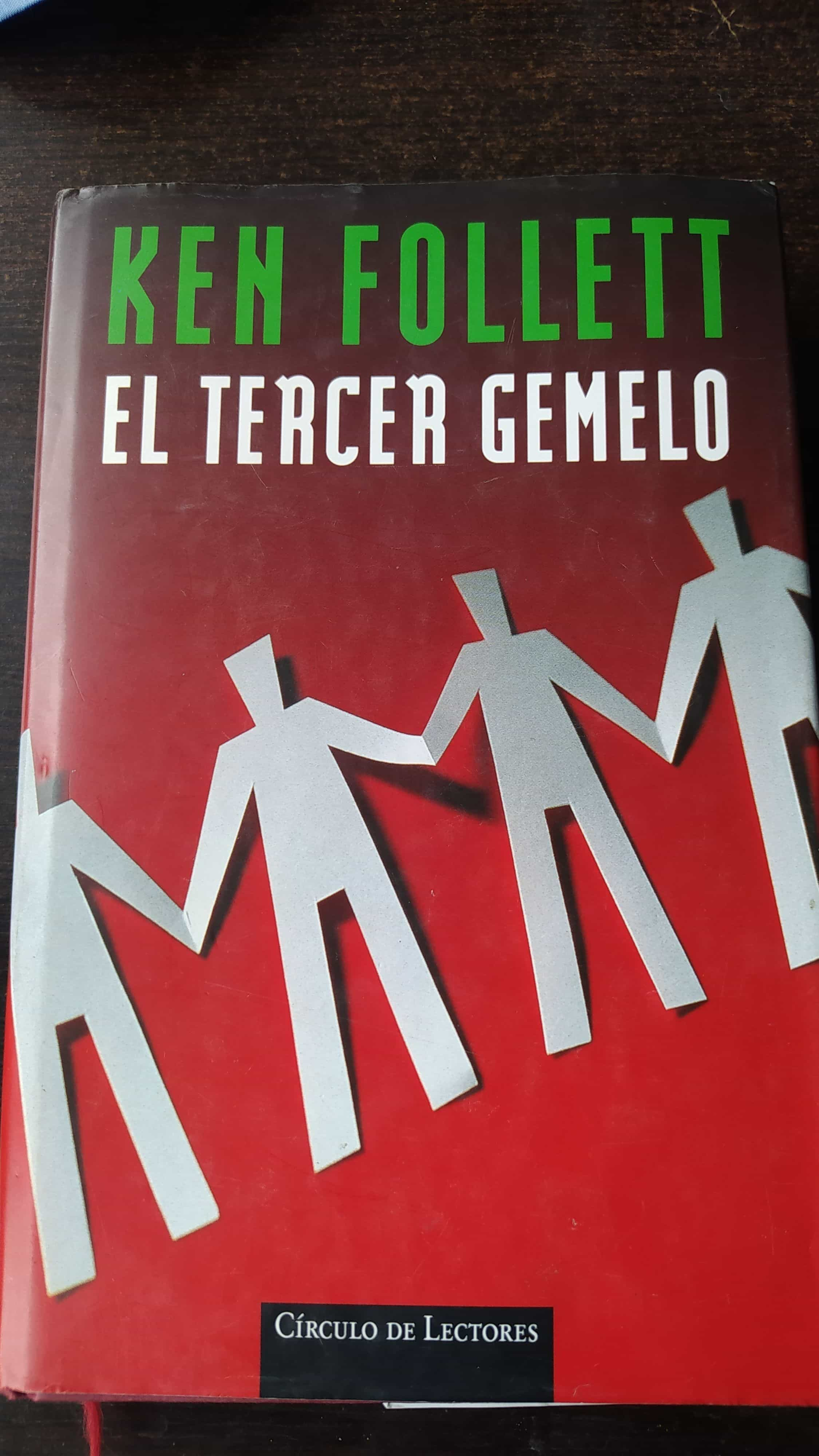 «El tercer gemelo de la saga: una revolución en el mundo familiar, pero ¿puede resistir la fuerza del destino?»