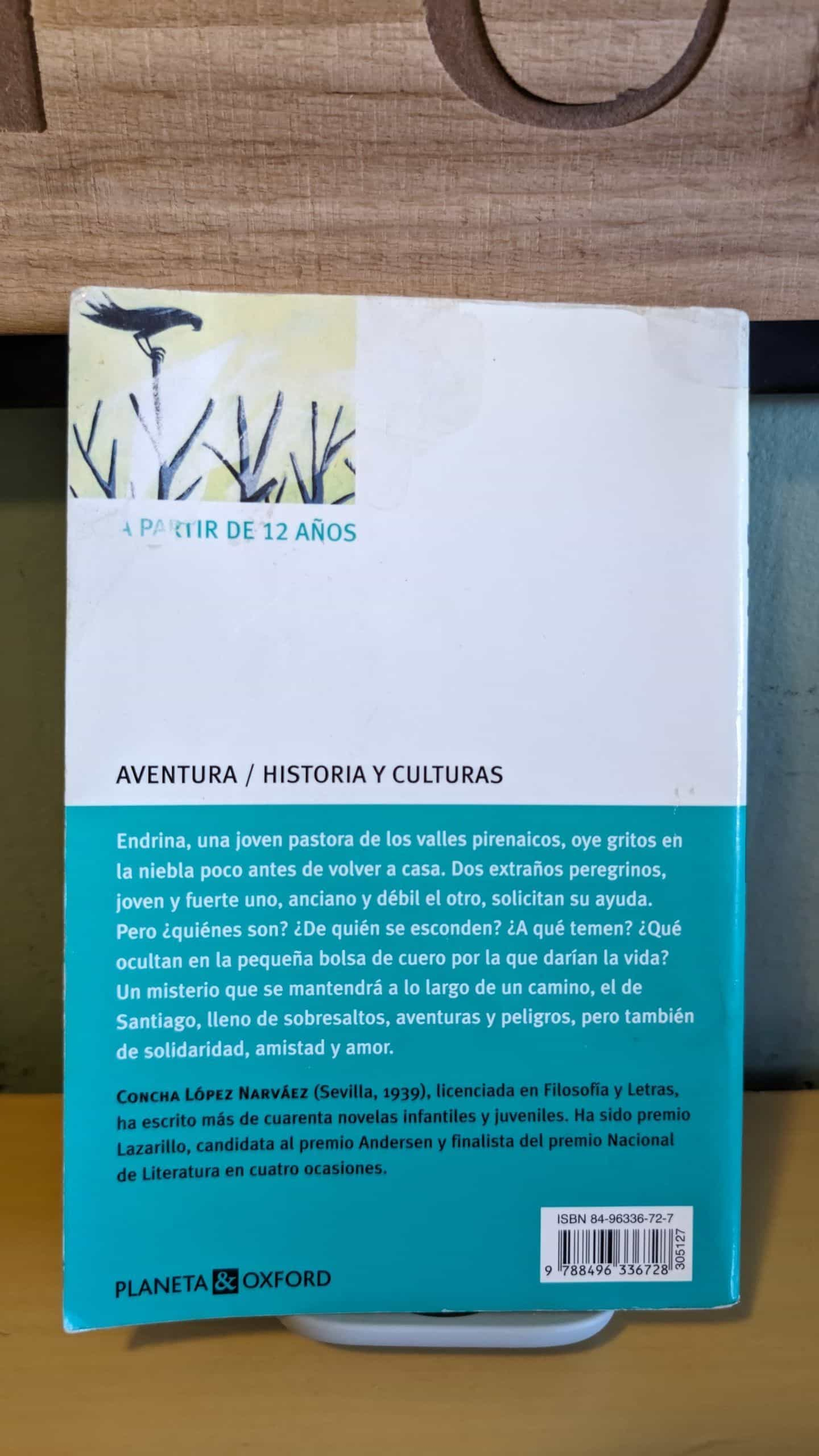 «¡Desentrañando el misterio: Concha López Narváez nos transporta a una aventura de fantasía en Endrina y el secreto del peregrino»