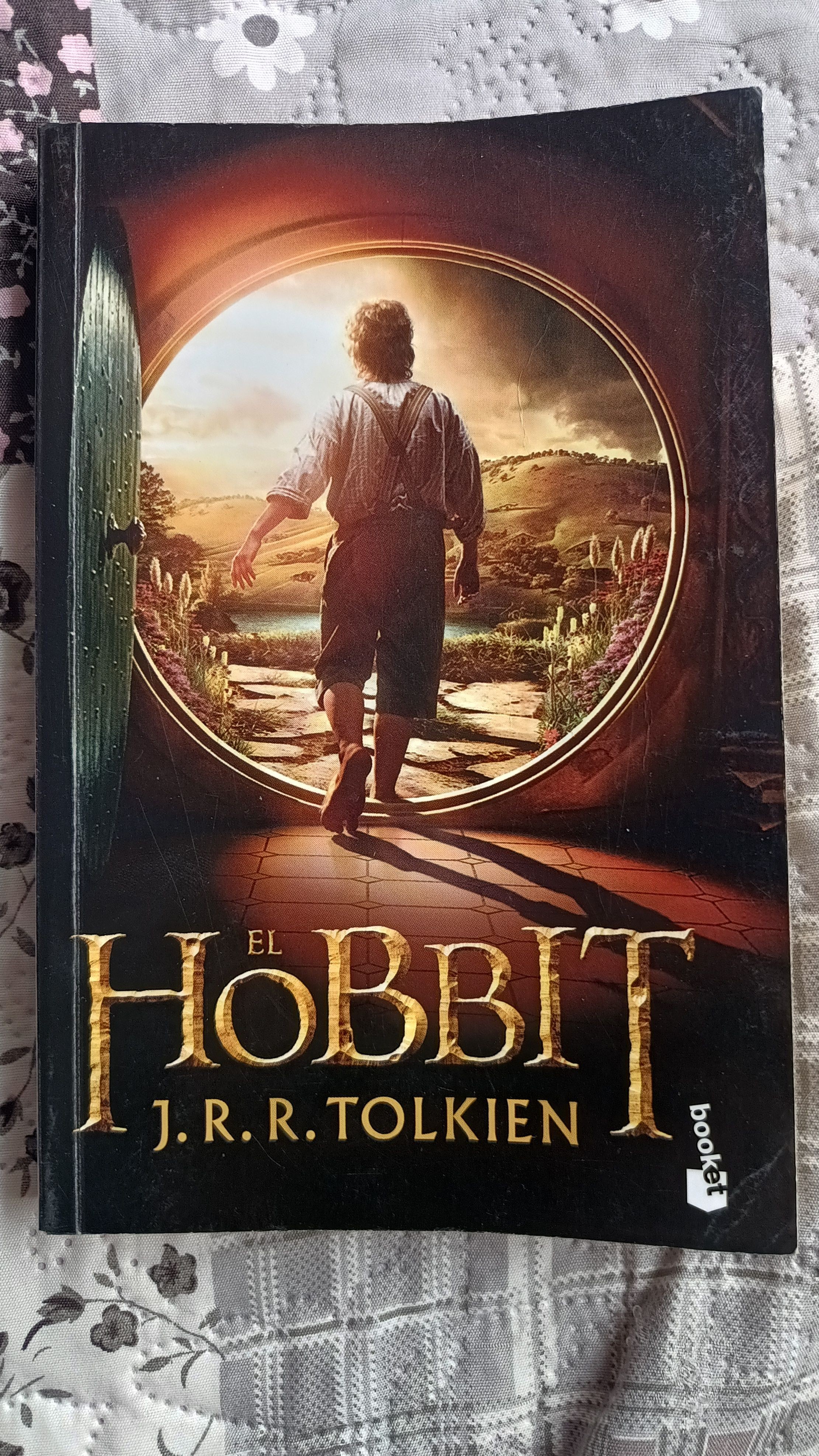 El hobbit – «Descubre el Mundo Fantástico de Bilbo Baggins: Una Aventura Epicé en ‘El Hobbit’ de J.R.R. Tolkien»