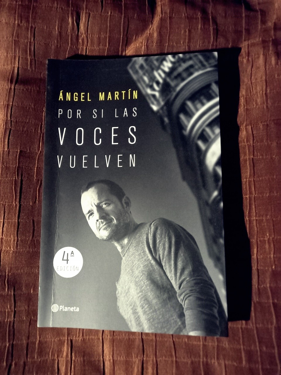 Por si las voces vuelven Por si las voces vuelven