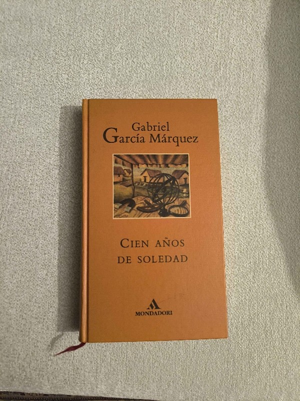 Cien Anos De Soledad – «Descubre el secreto que ha mantenido al mundo silencioso durante cien años: La increíble historia de Cien Años de Soledad».