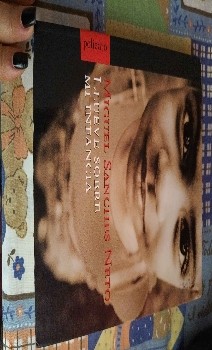 Descubre la magia de tu infancia: ‘Llueve sobre mi infancia’ de Miguel Sánchez Neto