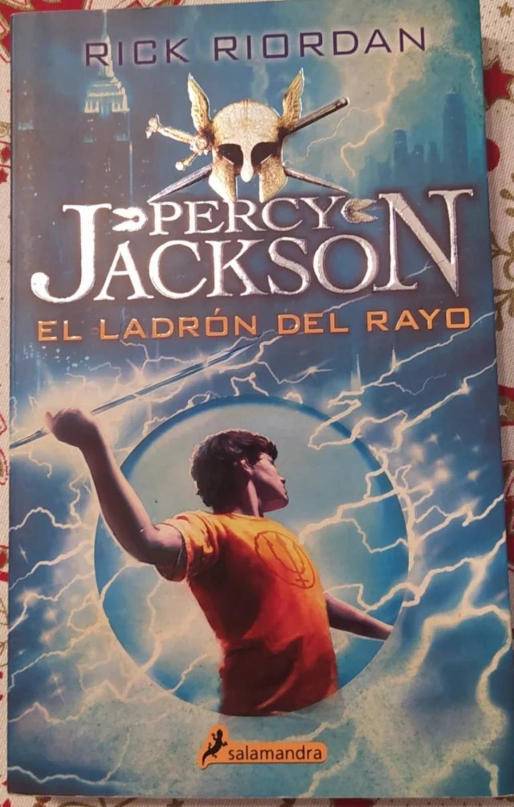 Descubre el misterio del Ladron del Rayo: Una aventura épica por el mundo antiguo