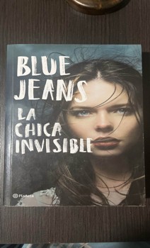 La chica invisible: la historia de una vida sin sombra