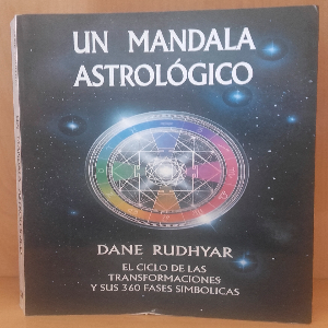 UN MANDALA ASTROLÓGICO