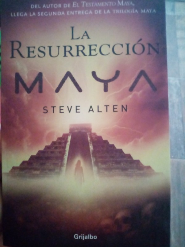 Libro de segunda mano: La resurrección maya 