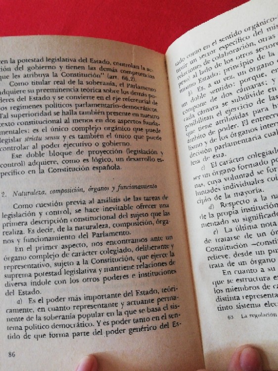 Imagen 3 del libro Introducción al sistema político y constitucional español.