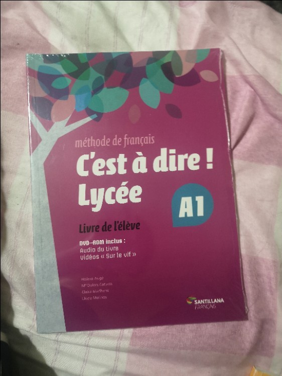 Libro de segunda mano: libro de francés para primero y segundo de bachillerato A1 libro