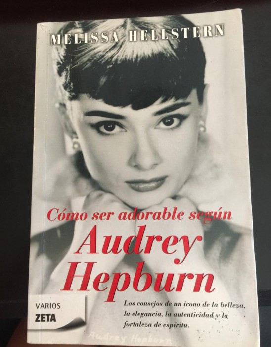 Libro de segunda mano: Cómo ser adorable según Audrey Hepburn