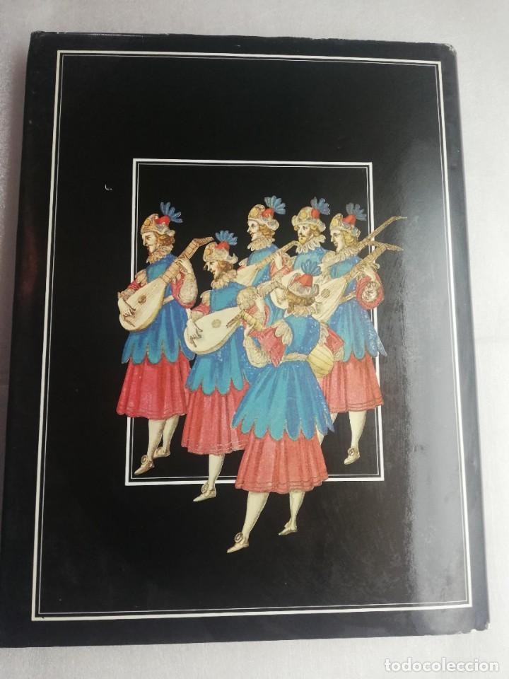 Imagen 2 del libro EL LIBRO DE LA MUSICA. PARA UNA MEJOR COMPRENSIÓN DE LA MÚSICA.ED. GILL ROWLEY. INST. PARRAMÓN