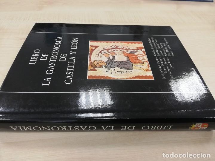 Imagen 2 del libro LIBRO DE LA GASTRONOMÍA DE CASTILLA Y LEÓN - VVAA