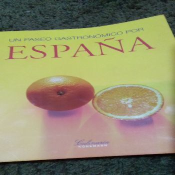 Libro de segunda mano: Un Paseo Gastronómico por España
