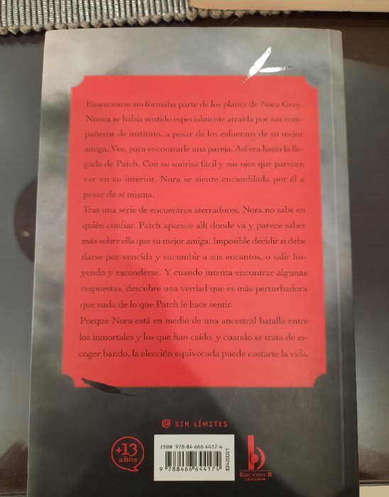 Imagen 3 del libro Hush hush
