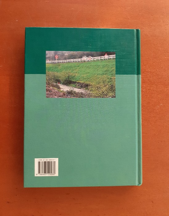 Imagen 2 del libro Manual de Geosinteticos en la Construccion de Muros y Terraplenes